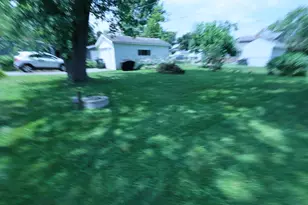 42690 N Lake Dr, Antioch, IL 60002 - Photo 15