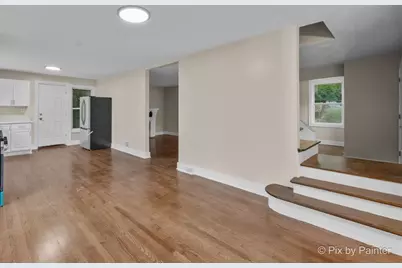 2608 Kashmiri Avenue, McHenry, IL 60050 - Photo 5
