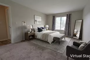 596 Somerset Ln, Crystal Lake, IL 60014 - Photo 9