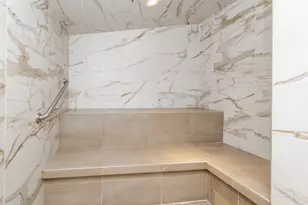 21 E Huron St, Chicago, IL 60611 - Photo 65