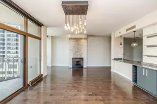 21 E Huron St, Chicago, IL 60611 - Photo 33