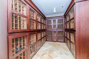 21 E Huron St, Chicago, IL 60611 - Photo 91