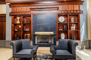21 E Huron St, Chicago, IL 60611 - Photo 7
