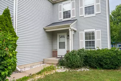 1718 Mountain Ridge Pass, Plainfield, IL 60586 - Photo 3