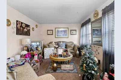 1115 N Schuyler Avenue, Kankakee, IL 60901 - Photo 3