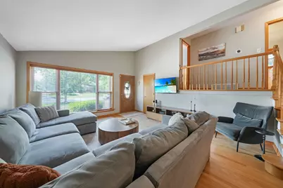 513 W Division Street, Itasca, IL 60143 - Photo 3