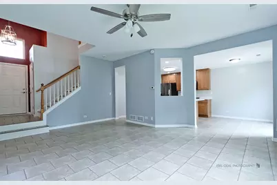 796 Pointe Drive #796, Crystal Lake, IL 60014 - Photo 5