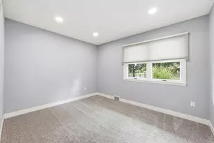 1322 Douglas St, Joliet, IL 60435 - Photo 19