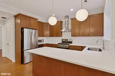 917 W Agatite Avenue #2F, Chicago, IL 60640 - Photo 7