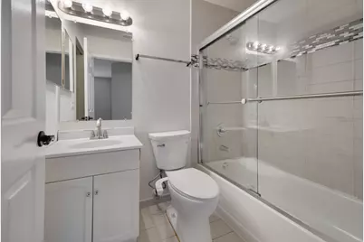 546 E Shag Bark Lane #B, Streamwood, IL 60107 - Photo 11