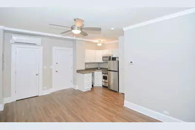 817 W Lakeside Place #502, Chicago, IL 60640 - Photo 9