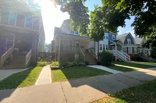 3704 N Drake Ave, Chicago, IL 60618 - Photo 3