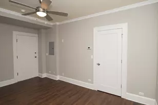 817 W Lakeside Pl, Chicago, IL 60640 - Photo 13