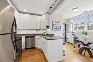 1153 W Grace St, Chicago, IL 60613 - Photo 5