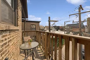 1153 W Grace St, Chicago, IL 60613 - Photo 11