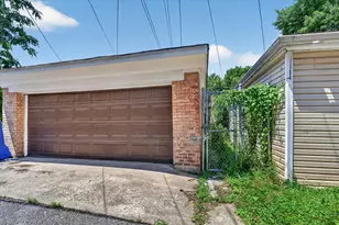 8603 S Exchange Ave, Chicago, IL 60617 - Photo 31