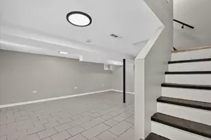 8603 S Exchange Ave, Chicago, IL 60617 - Photo 19