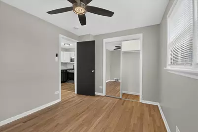 8603 S Exchange Avenue, Chicago, IL 60617 - Photo 11