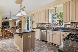 1804 Redwood Ln, McHenry, IL 60051 - Photo 3