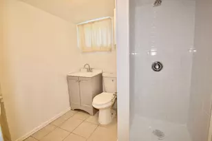 1645 Jackson St, North Chicago, IL 60064 - Photo 17