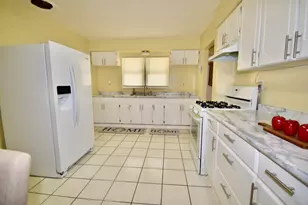 1645 Jackson St, North Chicago, IL 60064 - Photo 5