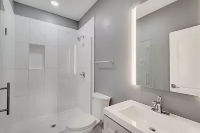 6418 S Champlain Avenue #1, Chicago, IL 60637 - Photo 15