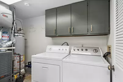 1422 James Court, Libertyville, IL 60048 - Photo 21