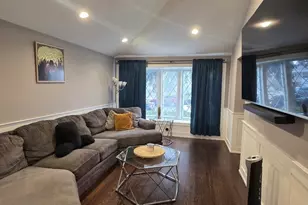 5537 S Massasoit Ave, Chicago, IL 60638 - Photo 3