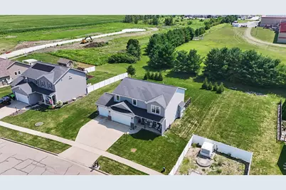 1402 Railside Drive, Gibson City, IL 60936 - Photo 47