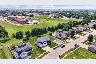 1402 Railside Drive, Gibson City, IL 60936 - Photo 45