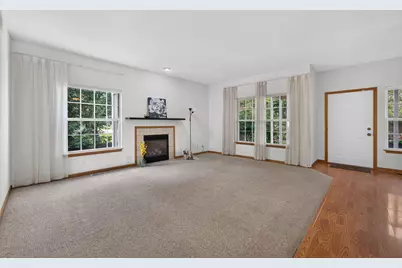 536 Clayton Circle #A, Sycamore, IL 60178 - Photo 5