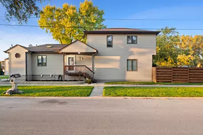 9954 Merrimac Avenue, Oak Lawn, IL 60453 - Photo 1