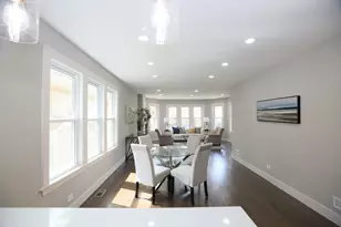 2955 N Lotus Ave, Chicago, IL 60641 - Photo 11