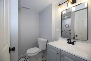2955 N Lotus Ave, Chicago, IL 60641 - Photo 19