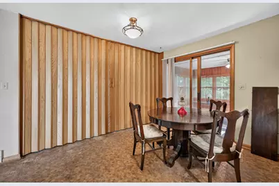 1111 Loren Drive, Dekalb, IL 60115 - Photo 11