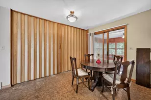 1111 Loren Dr, Dekalb, IL 60115 - Photo 11