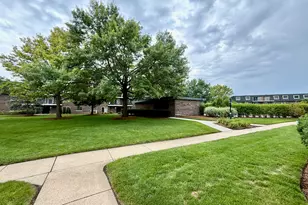 3851 N Parkway Dr, Northbrook, IL 60062 - Photo 21