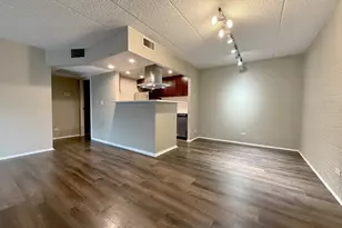 3851 N Parkway Dr, Northbrook, IL 60062 - Photo 7