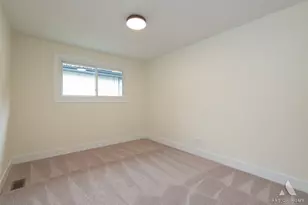 910 College Ave, Matteson, IL 60443 - Photo 35