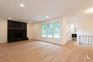 910 College Ave, Matteson, IL 60443 - Photo 23