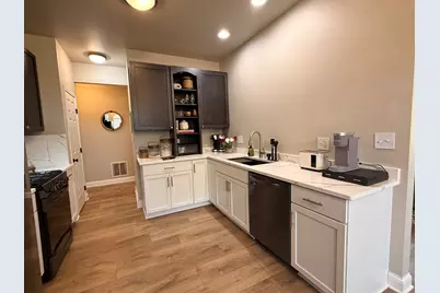 672 Country Squire Court, Morris, IL 60450 - Photo 7