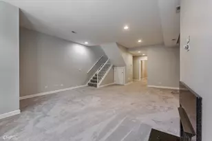 2938 N Damen Ave, Chicago, IL 60618 - Photo 15