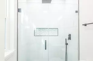 2720 W 23rd St, Chicago, IL 60608 - Photo 9