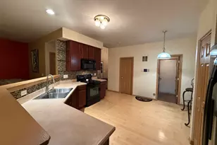 6403 Blue Sky Ln, Matteson, IL 60443 - Photo 5