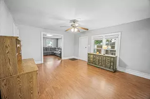 207 W Elm St, Fairbury, IL 61739 - Photo 29