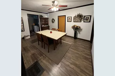 207 W Elm Street, Fairbury, IL 61739 - Photo 11