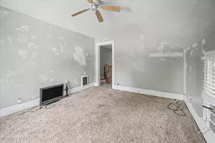 207 W Elm St, Fairbury, IL 61739 - Photo 47