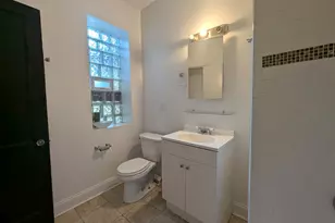 1949 W Cuyler Ave, Chicago, IL 60613 - Photo 15
