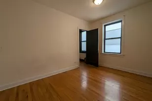 1949 W Cuyler Ave, Chicago, IL 60613 - Photo 13