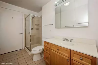 330 W Grand Avenue #1506, Chicago, IL 60654 - Photo 9
